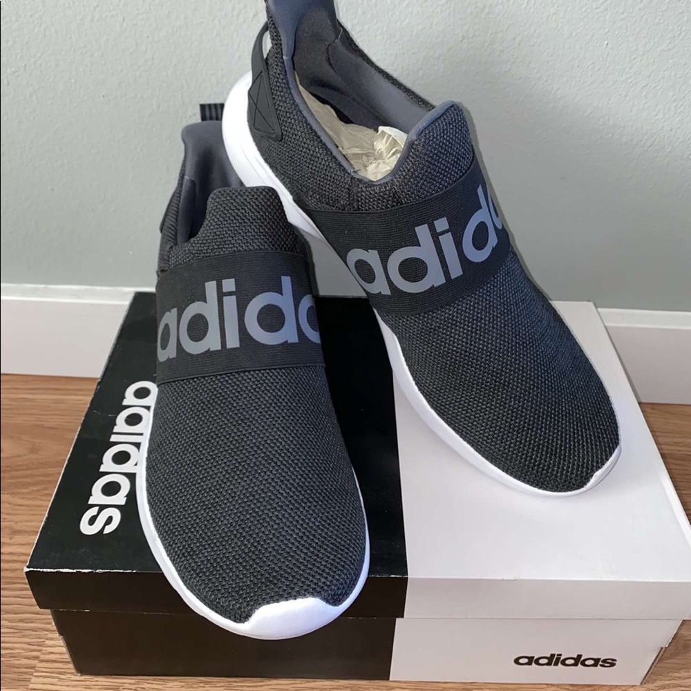 MEN ADIDAS SHOE SIZE 12